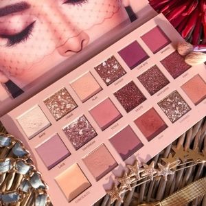 Huda beauty sparkling eye shadow